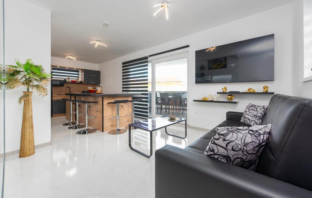 Luxurioeses Penthouse Welle Mit Whirlpool, Grill Und Meerblick 비르 외부 사진