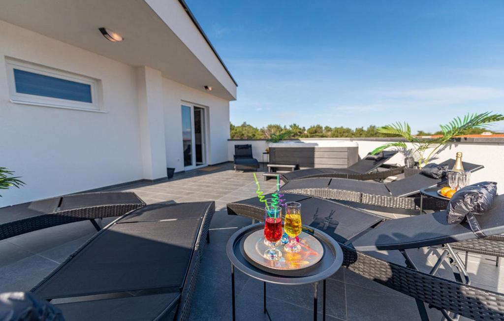 Luxurioeses Penthouse Welle Mit Whirlpool, Grill Und Meerblick 비르 외부 사진