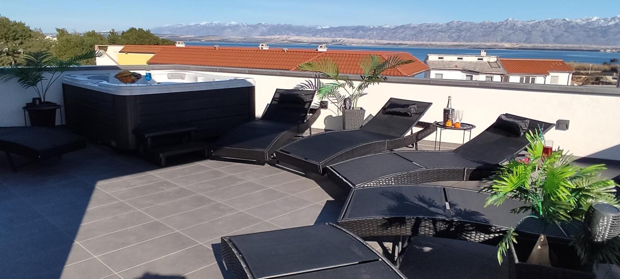 Luxurioeses Penthouse Welle Mit Whirlpool, Grill Und Meerblick 비르 외부 사진